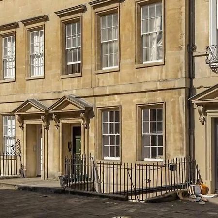 Georgian Apartment Located In The Center Of Bath. Exterior photo