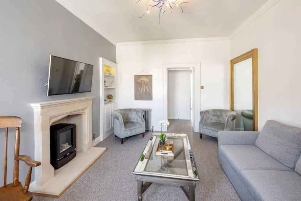 Georgian Apartment Located In The Center Of Bath. Exterior photo